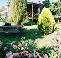 Holyrood House - Airlie Beach Holiday