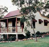 Mango Hill B and B - Airlie Beach Holiday