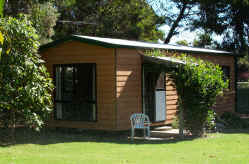 Casuarina Cabins - Airlie Beach Holiday 0