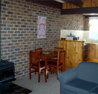 Warrawee Holiday Units - Airlie Beach Holiday