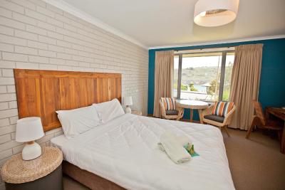 Southern Ocean Motor Inn Port Campbell - Airlie Beach Holiday 5