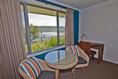Southern Ocean Motor Inn Port Campbell - Airlie Beach Holiday 10