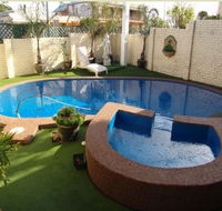 Comfort Inn Noahs In The Valley - Airlie Beach Holiday