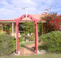 Angels Beach Lodge - Airlie Beach Holiday
