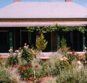 Old Wallinga Country - Airlie Beach Holiday
