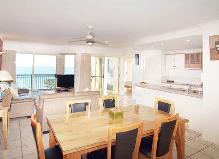 Mediterranean Resorts - Airlie Beach Holiday 3