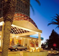 Duxton Hotel Perth - Airlie Beach Holiday