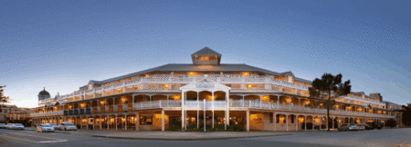Esplanade Hotel Fremantle - by Rydges - Airlie Beach Holiday