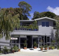 Comfort Inn Lorne Bay View - Airlie Beach Holiday