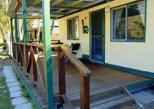Peaceful Bay Chalets - Airlie Beach Holiday