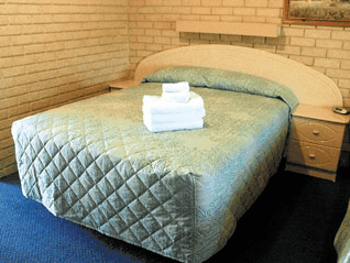 Pinjarra Motel - Airlie Beach Holiday
