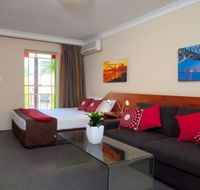Central Railway Hotel - Airlie Beach Holiday