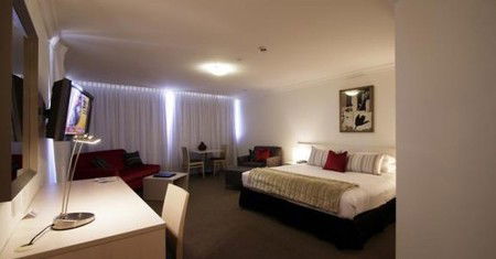 Townhouse Hotel - Airlie Beach Holiday 4