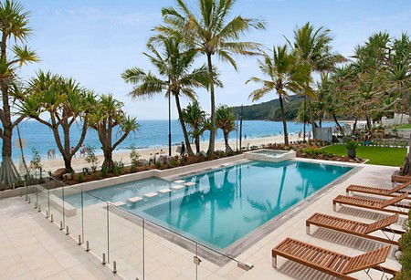 Fairshore Beachfront Apartments - Airlie Beach Holiday 0