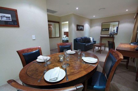 Armidale NSW Airlie Beach Holiday