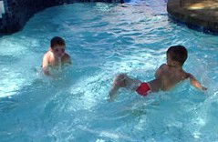 Mylos Holiday Apartments - Airlie Beach Holiday 3