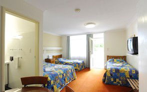 Bermuda Motel - Airlie Beach Holiday 2