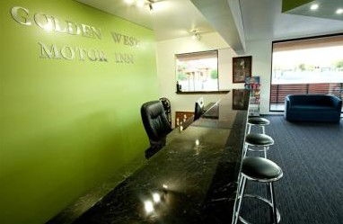 Golden West Motor Inn - Airlie Beach Holiday 0