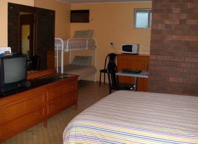 Matador Motor Inn - Airlie Beach Holiday 4