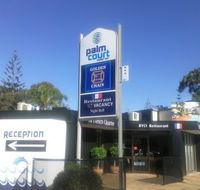 Palm Court Motor Inn - Airlie Beach Holiday
