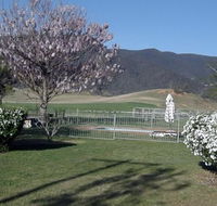 Araluen Old Courthouse - Airlie Beach Holiday