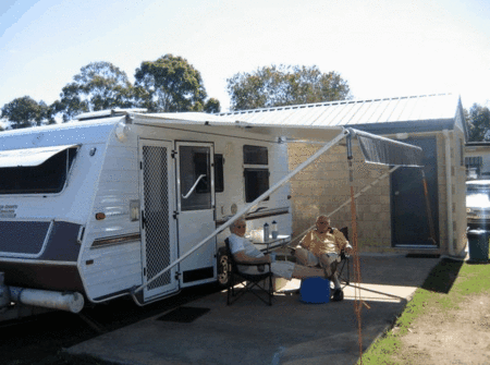 Glenlodge Caravan Village - Airlie Beach Holiday