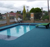 A Settlers Motor Inn - Airlie Beach Holiday