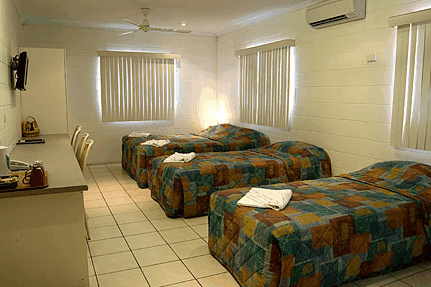 Barrier Reef Motel - Airlie Beach Holiday