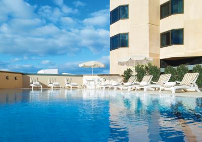 Intercontinental Adelaide - Airlie Beach Holiday 5