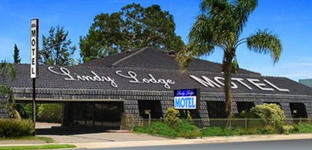 Lindy Lodge Motel And Function Centre - Airlie Beach Holiday 4