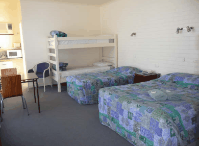 The Sands Motel - Airlie Beach Holiday 1