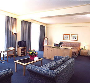 Chifley On South Terrace - Airlie Beach Holiday 1
