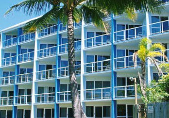 Ocean International Hotel - Airlie Beach Holiday 1