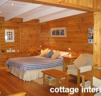 Anglesea Rivergums - Airlie Beach Holiday