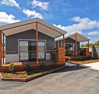 Ocean Grove Motor Inn - Airlie Beach Holiday