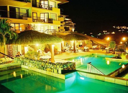 Waters Edge Resort - Airlie Beach Holiday 1