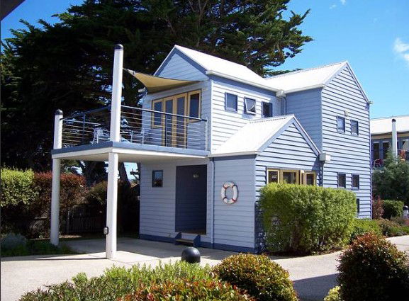 Apollo Bay VIC Airlie Beach Holiday