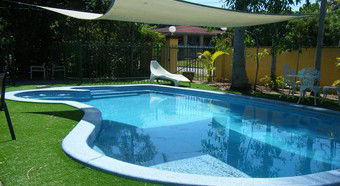 Paravista Motel - Airlie Beach Holiday 1