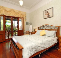 Above Bored Bed and Breakfast - Airlie Beach Holiday