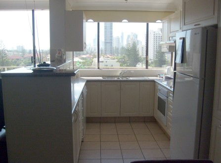 Queensleigh Holiday Apartments - Airlie Beach Holiday 1