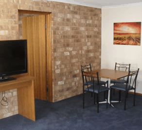 Clare Central Motel - Airlie Beach Holiday