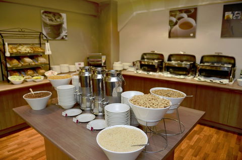 Mercure Grosvenor Hotel Adelaide - Airlie Beach Holiday 3