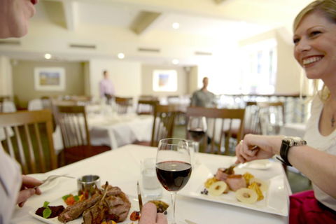 Mercure Grosvenor Hotel Adelaide - Airlie Beach Holiday 4