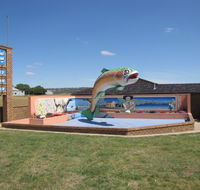 The Big Trout Motor Inn - Airlie Beach Holiday