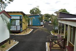 Injune Motel - Airlie Beach Holiday 0