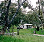 Clare Valley Cabins - Airlie Beach Holiday