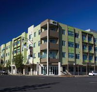 Quest Mawson Lakes - Airlie Beach Holiday