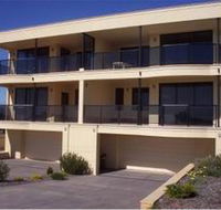 The Lighthouse Accommodation - Airlie Beach Holiday
