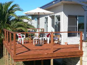 Beachport Escape - Airlie Beach Holiday 0
