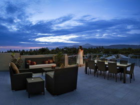 Coconut Grove Apartments Port Douglas - Airlie Beach Holiday 0